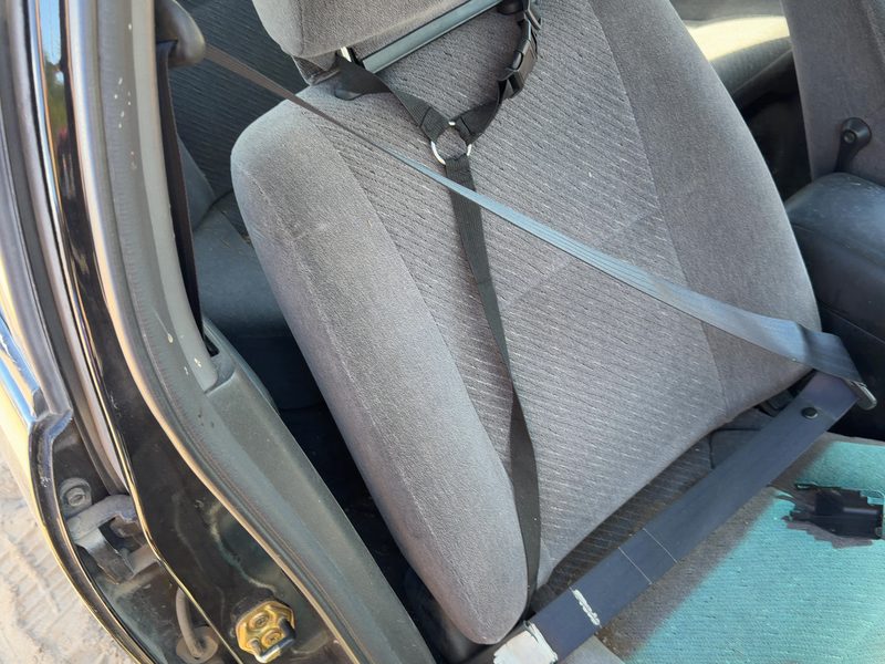 1996 Nissan Maxima Front Seat Belt RH
