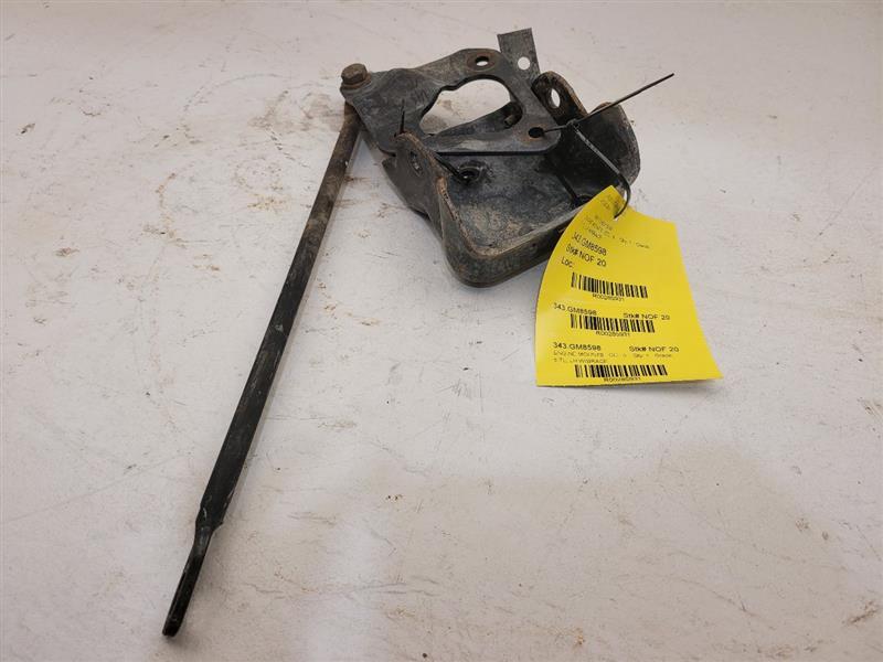 1998 Chevrolet Pickup 1500 Series Engine Frame Mount