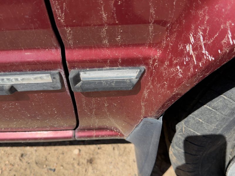 1987 Nissan Maxima Fender Moulding RH