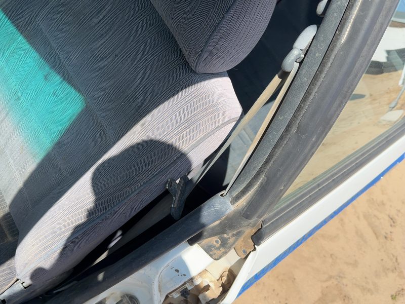 1994 Subaru Legacy/ Outback Front Seat Belt LH