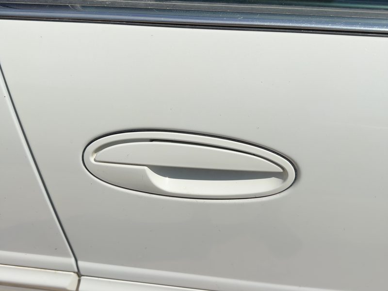 2002-2005 Buick Lesabre (80 & Up) Outside Door Handle RH