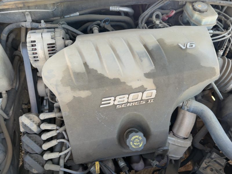 2001 Buick Lesabre (80 & Up) Engine Cover