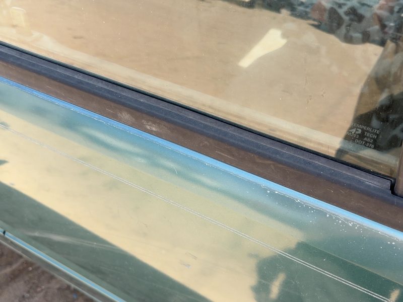 1995 Isuzu Rodeo Rear Door Moulding LH