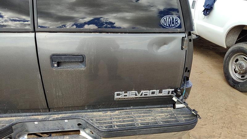 1992-2000 Chevy/gmc Suburban 1500 Series Back Door RH