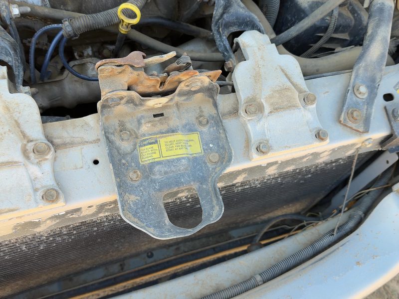 1997-2009 Chevrolet Venture Radiator Support