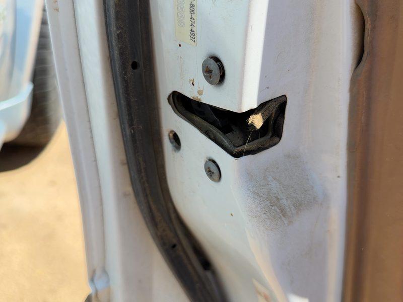1996 Mercury Villager Front Door Latch LH