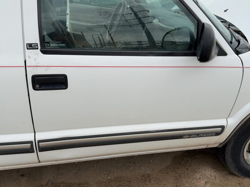 1998-2005 Blazer S10/jimmy S15 Front Door RH