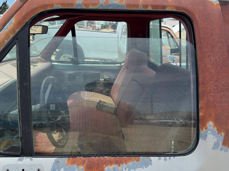 1987-1997 Ford Pickup F150 Series Front Door Glass/Window LH