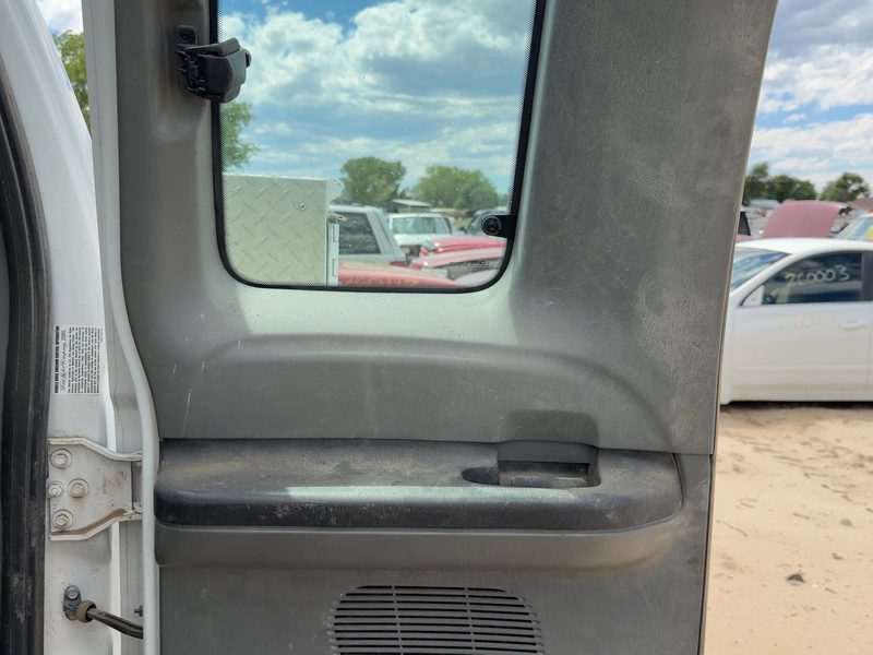 2005-2007 Ford F350 Super Duty Pickup Rear Door Trim Panel LH