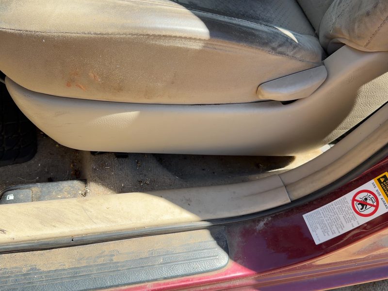 2005 Toyota Prius Seat Track LH