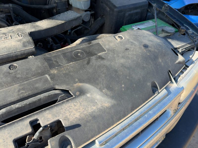 2003-2007 Chevy/gmc Suburban 1500 Series Radiator Support