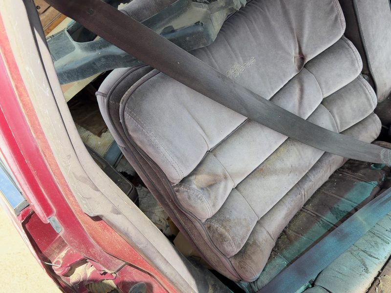 1986 Buick Park Avenue (80&up) Front Seat Belt RH