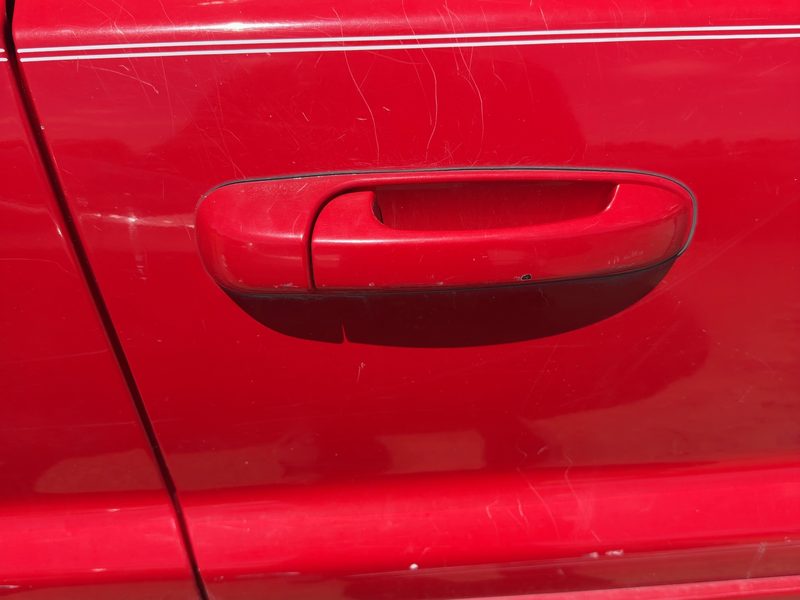 2000-2004 Jeep Grand Cherokee Outside Door Handle RH