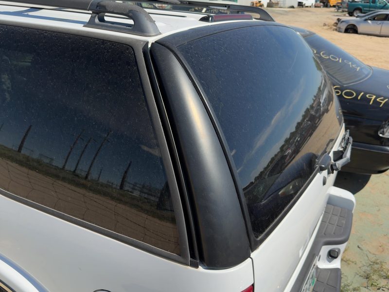 2001 Blazer S10/jimmy S15 Quarter Panel Moulding LH