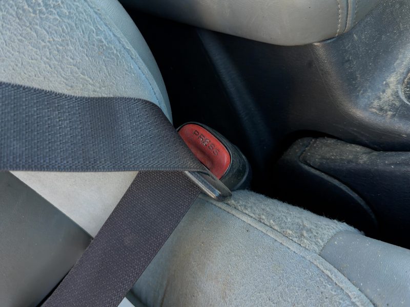 2000-2004 Jeep Grand Cherokee Front Seat Belt RH