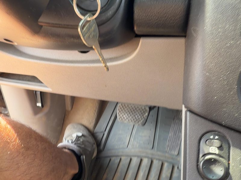 2004-2005 Saturn Vue Dash Panel