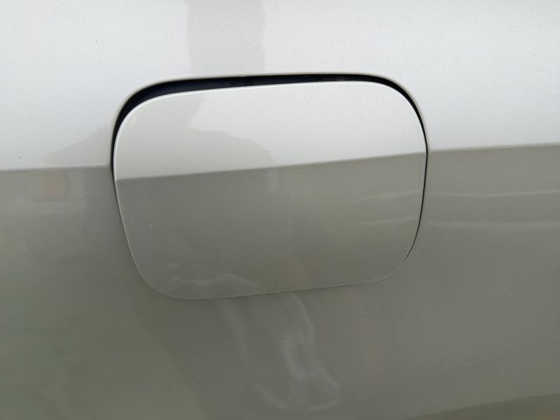 2011-2018 Jetta Except Gli Fuel Tank Door