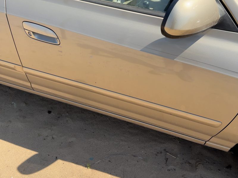 2001-2003 Hyundai Elantra Front Door Moulding RH