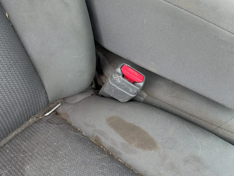 2005-2011 Dodge Dakota (mid-size) Front Seat Belt RH