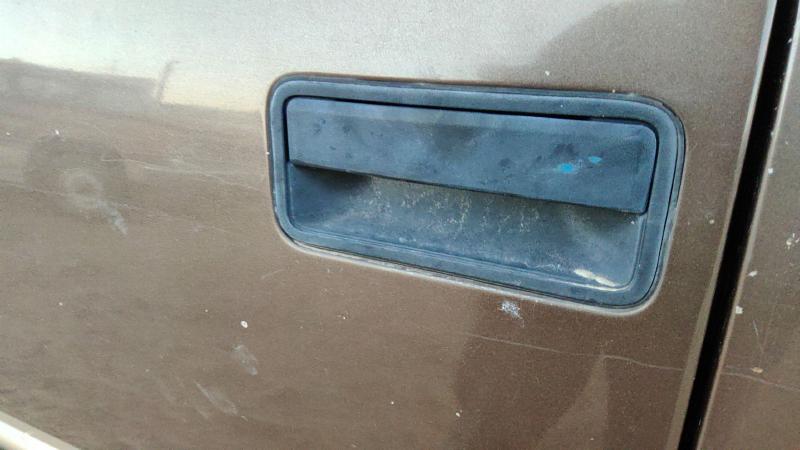 1994 Chevy/gmc Suburban 1500 Series Outside Door Handle LH