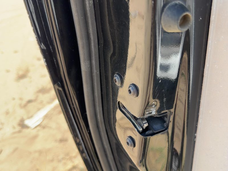 1999-2003 Ford Pickup F150 Series Front Door Latch LH