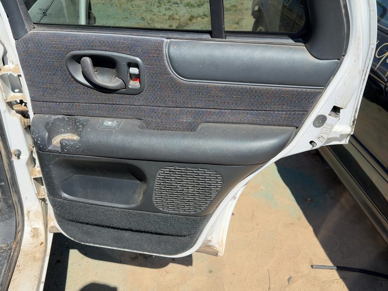 1998-2003 Blazer S10/jimmy S15 Rear Door Trim Panel RH