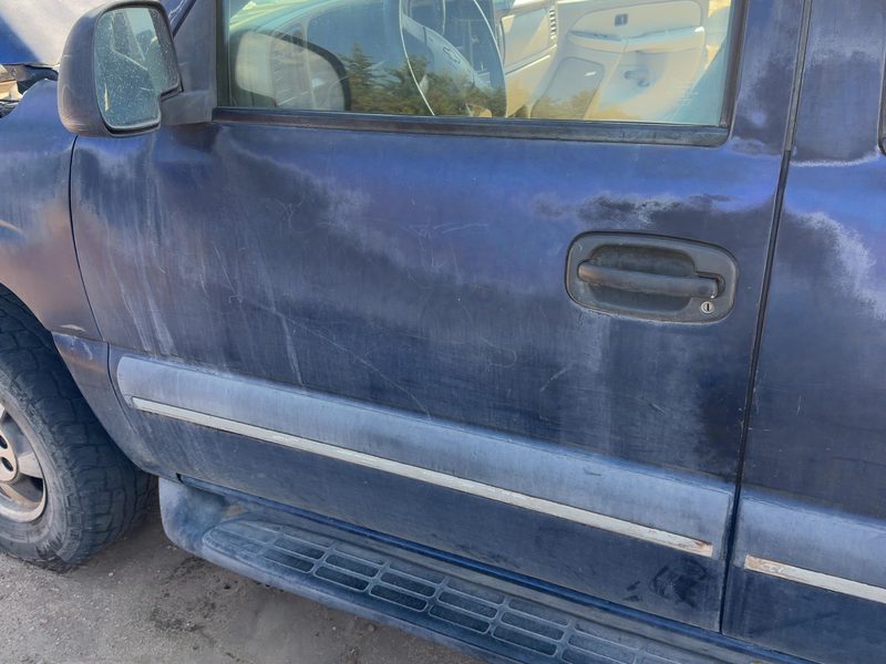1999-2007 Chevy/gmc Suburban 1500 Series Front Door LH