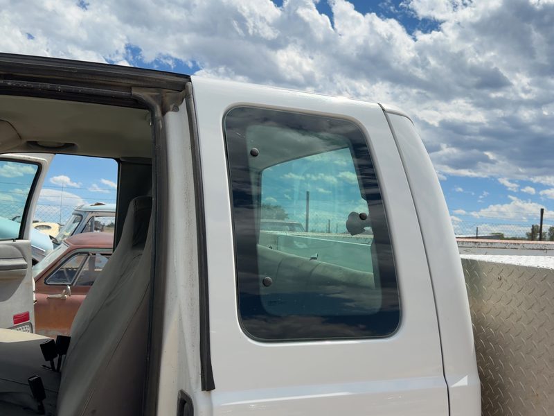 1999-2007 Ford F350 Super Duty Pickup Rear Door LH