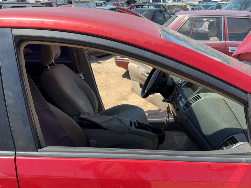 2004-2009 Toyota Prius Front Door Glass/Window RH