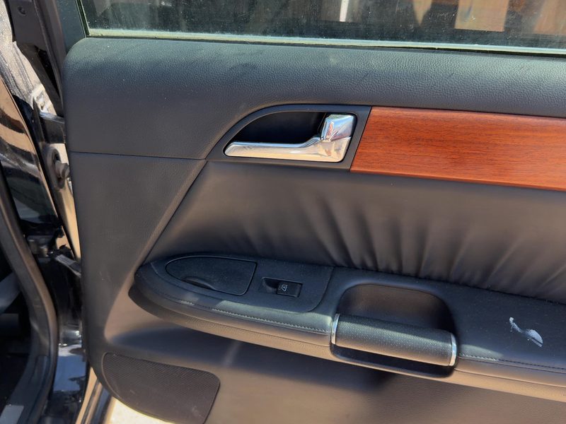 2006-2007 Infiniti M35 Rear Door Trim Panel RH