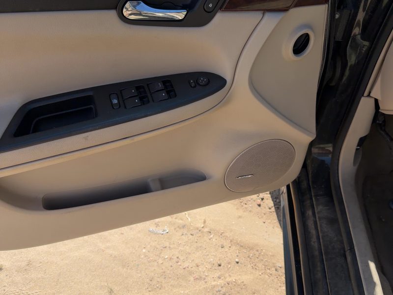 2009-2011 Chevrolet Impala (80 & Up) Front Door Trim Panel LH