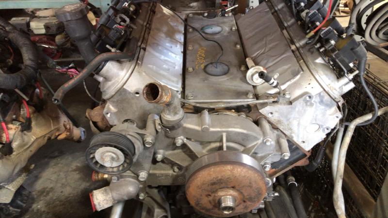 2002-2007 Cadillac Escalade Engine Assembly/Motor