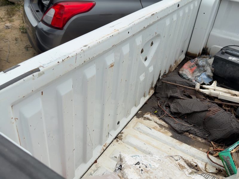 2005-2011 Dodge Dakota (mid-size) Trunk/Decklid/Hatch/Tailgate