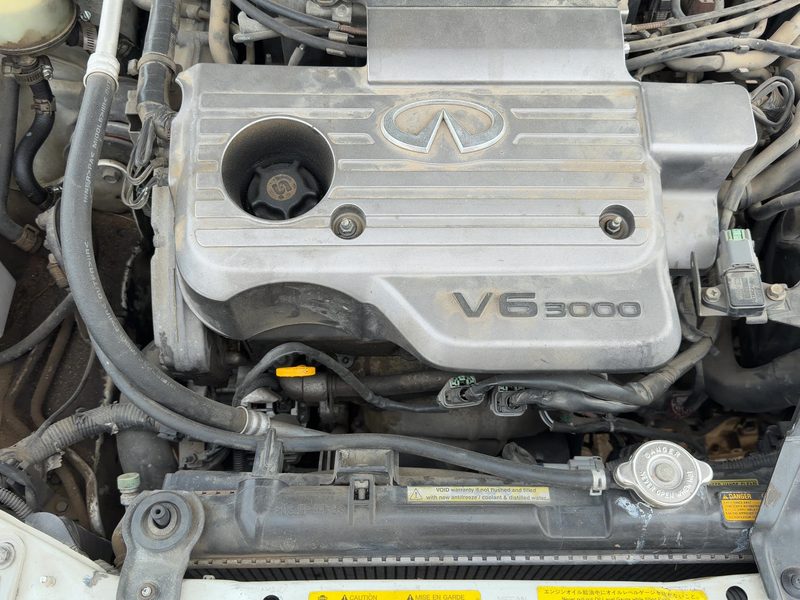 1995-2001 Infiniti I30 Cylinder Head LH