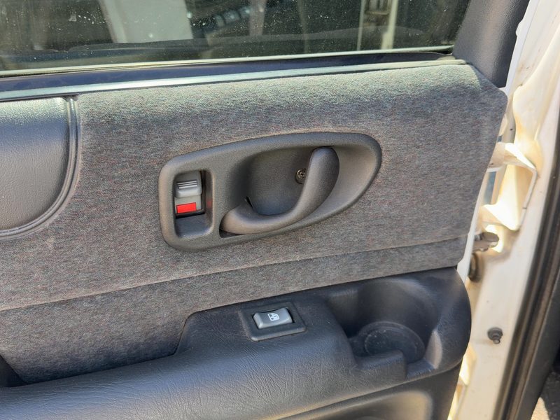 1998-2003 Blazer S10/jimmy S15 Rear Door Trim Panel LH