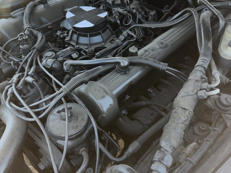 1976-1980 Mercedes 450 Cylinder Head