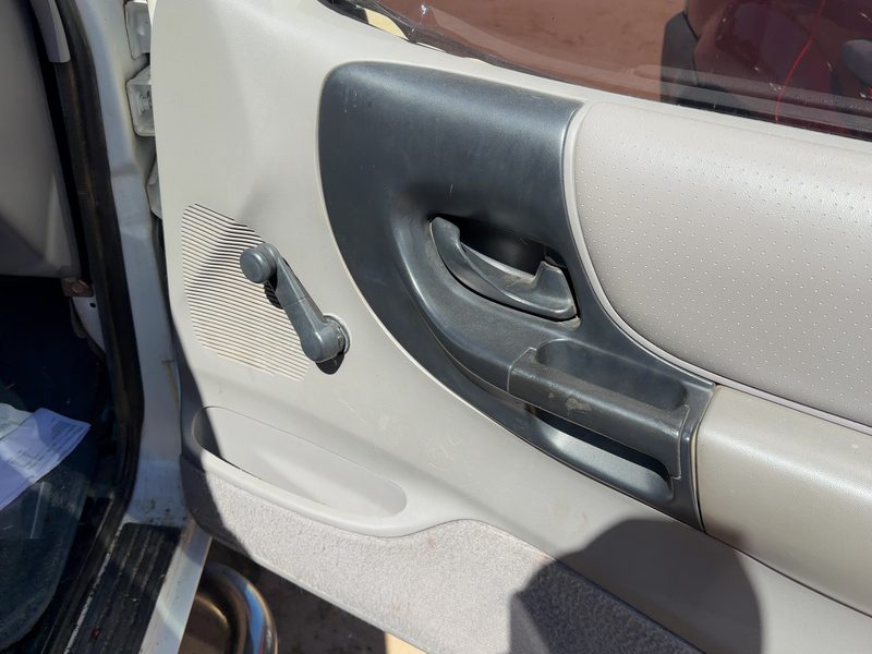 1996 Ford Ranger (small Truck) Front Door Trim Panel RH