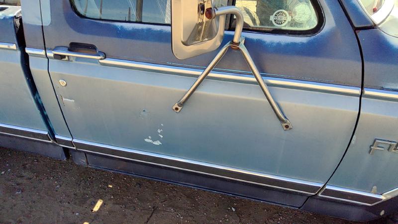 1980-1986 Ford Pickup F150 Series Front Door RH