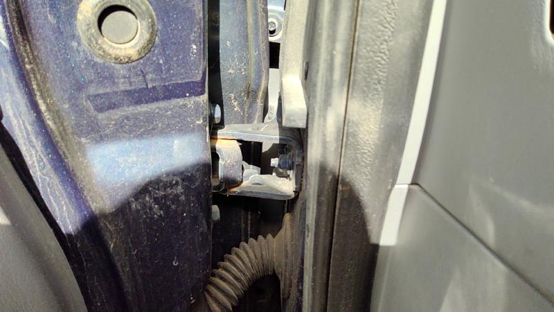 2003 Ford F350 Super Duty Pickup Front Door Hinge LH