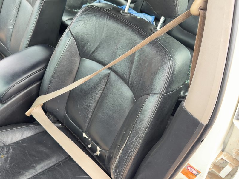 2000-2001 Infiniti I30 Front Seat Belt LH