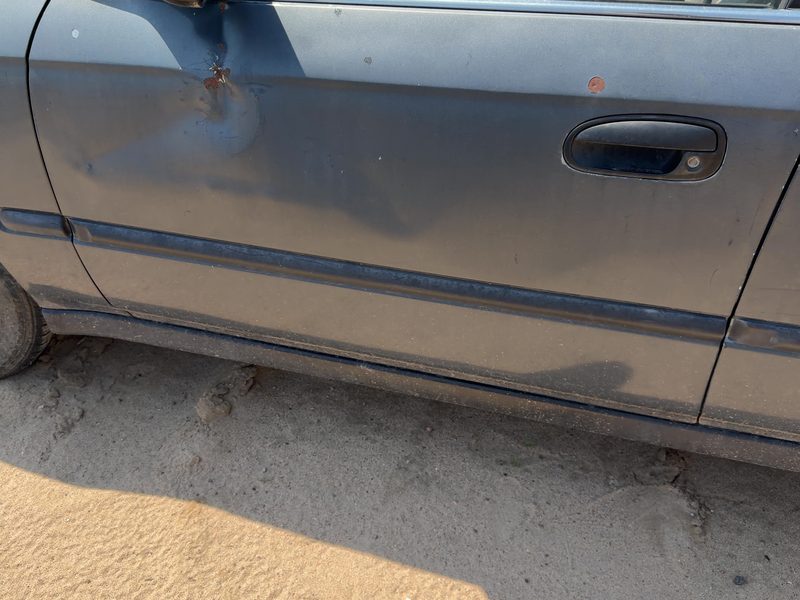 1996-2000 Honda Civic (see Also Delsol & Crx) Front Door Moulding LH