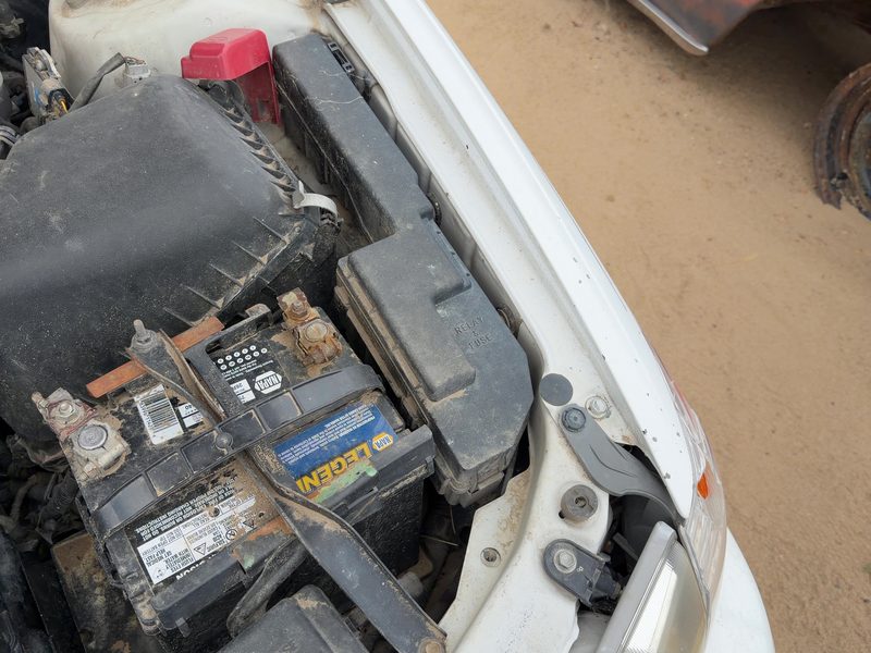 1999-2003 Toyota Camry Engine Fuse Box