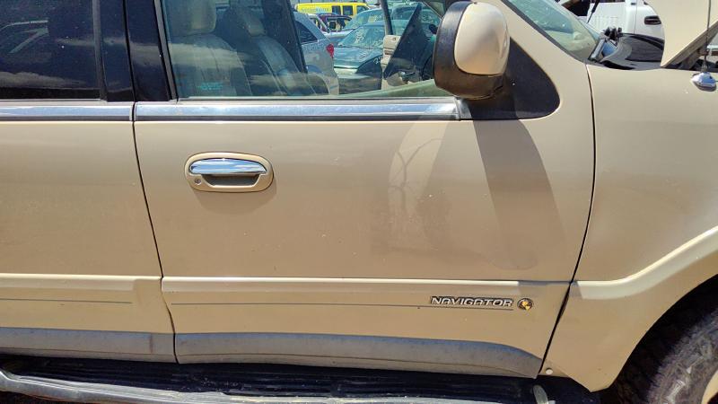 1998-2003 Lincoln Navigator Front Door RH