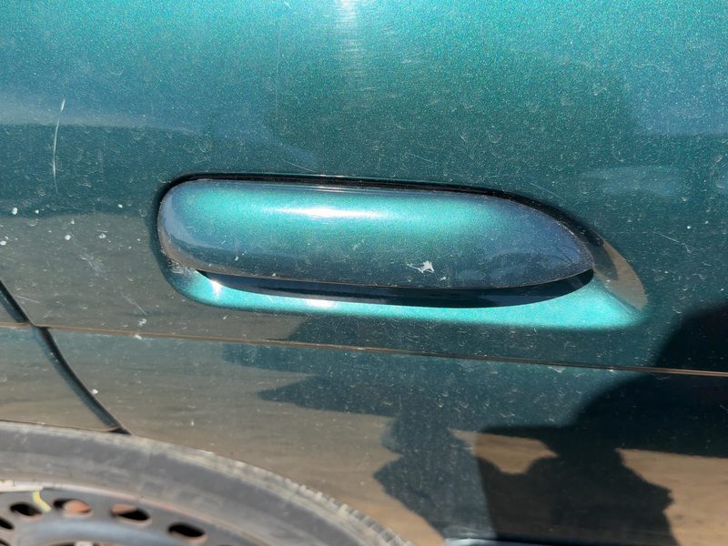1999 Lumina (also See Lumvan) Outside Door Handle RH