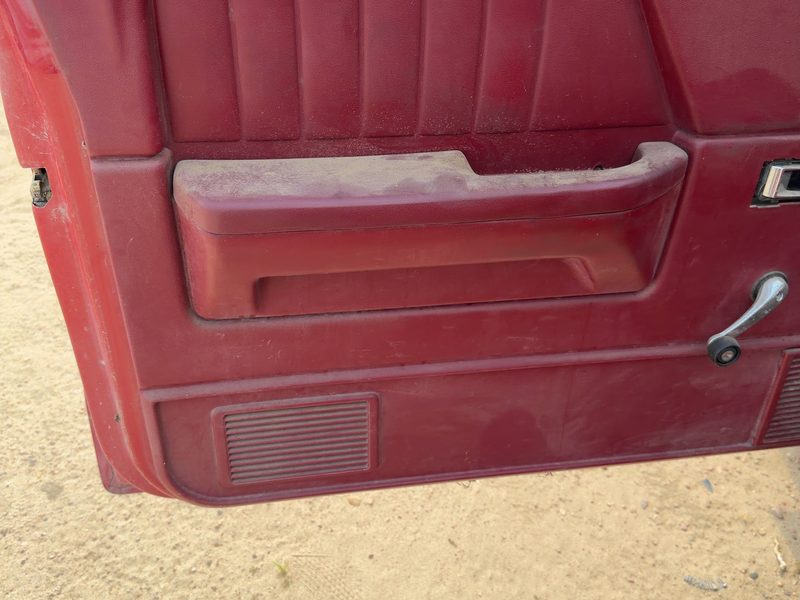 1991 Dodge Dakota (mid-size) Front Door Trim Panel LH