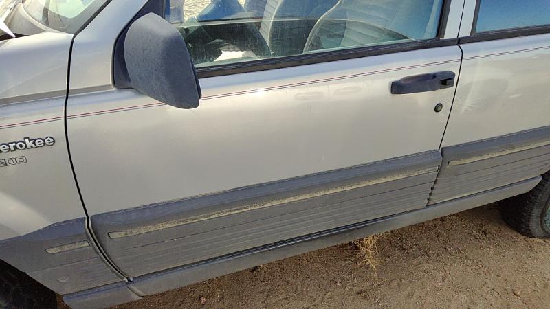 1993-1998 Jeep Grand Cherokee Front Door LH