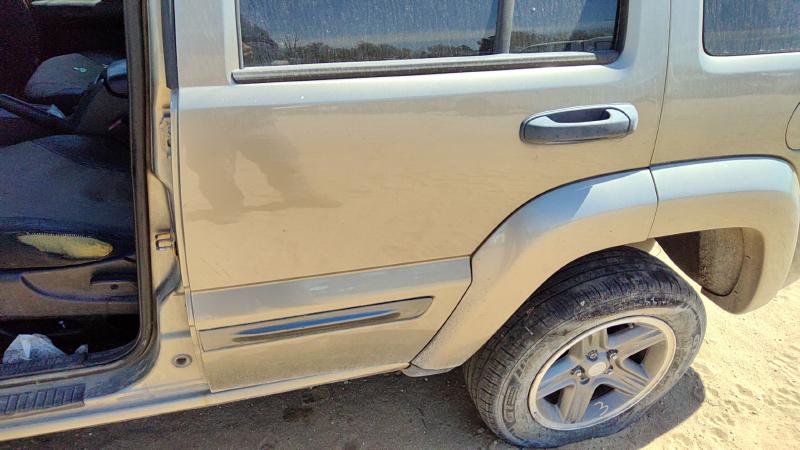 2002-2007 Jeep Liberty Rear Door LH