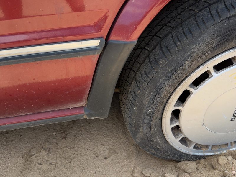 1987 Nissan Maxima Quarter Panel Moulding LH