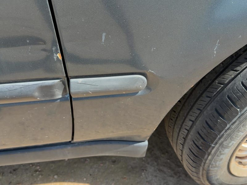 1996-2000 Honda Civic (see Also Delsol & Crx) Fender Moulding RH