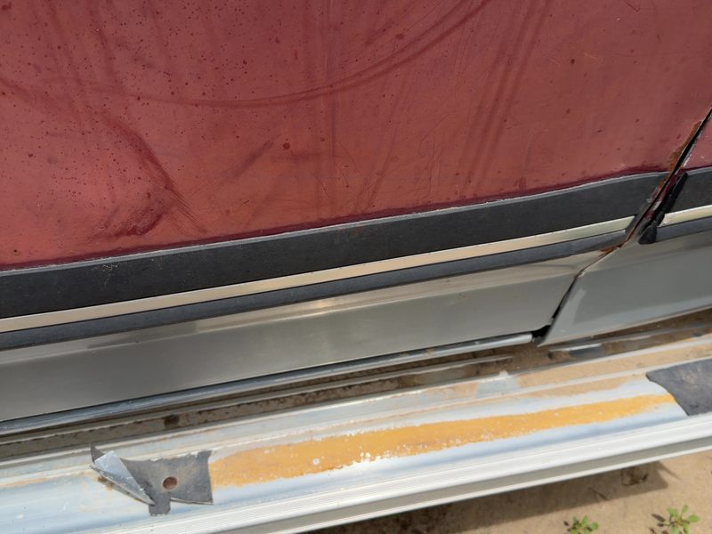 1989 Ford Pickup F150 Series Front Door Moulding RH